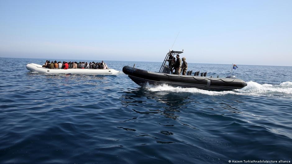 Dozens of migrants feared dead off Libyan coast  DW  11/12/2025