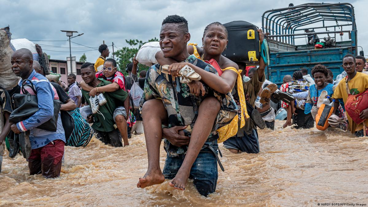 Suben a 43 los muertos por las lluvias en R. D. Congo – DW – 09/04/2025