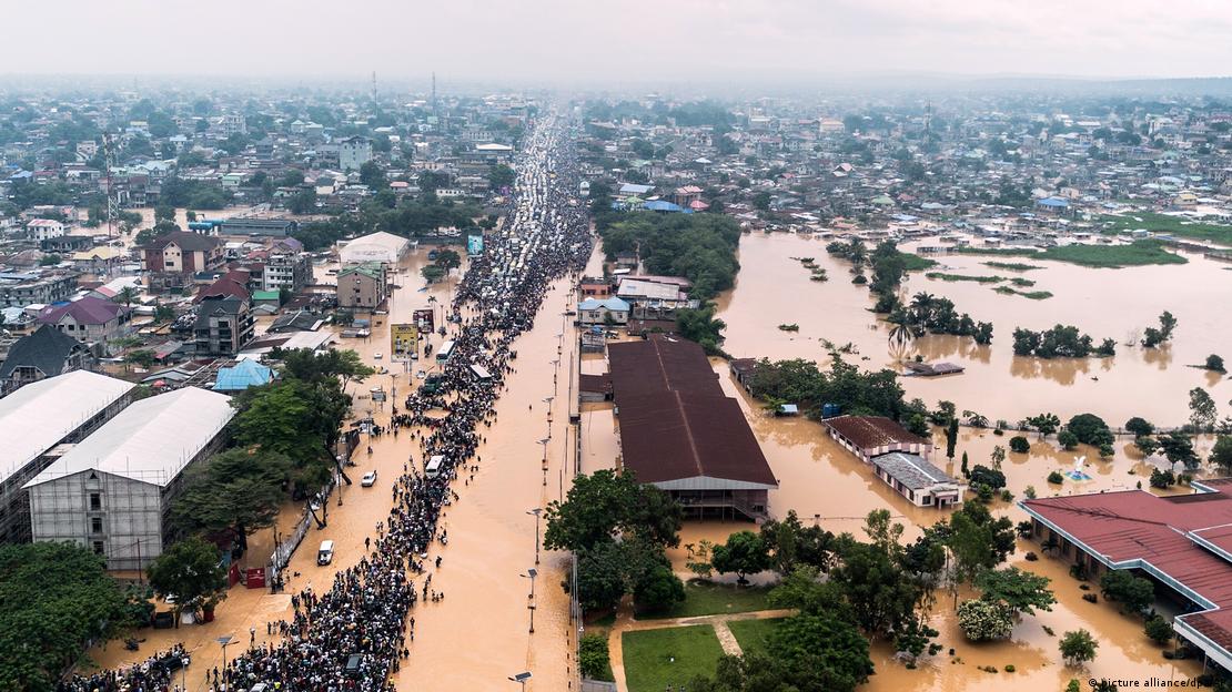 Vista desde el aire de las inundaciones en Kinsasa, RD del Congo.