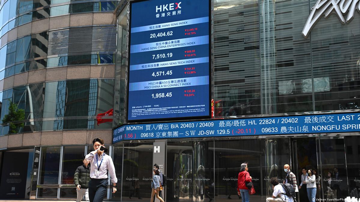 中国税务机关5月将海外保险收益纳入课税范圍，一度引发香港保险公司股价下跌。