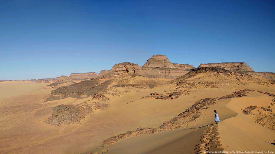 Vista desde el refugio rocoso de Takarkori, en el sur de Libia.