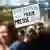 Kundgebungsteilnehmer bei einer Demonstration für Pressefreiheit