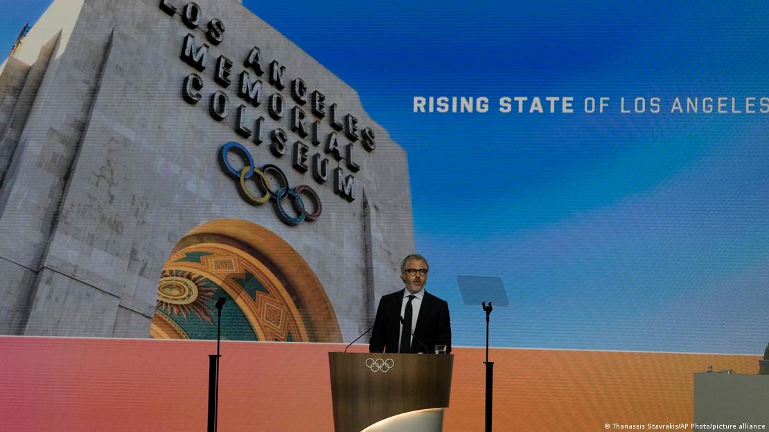 Зборува Кејси Васерман, претседател на Организацискиот комитет на Олимписките игри во Лос Анџелес 2028 година