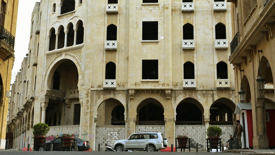 في قلب بيروت.. التياترو الكبير شاهد على ويلات الحرب الأهلية