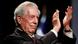 Mario Vargas Llosa aplaude Mario Vargas Llosa aplaude
