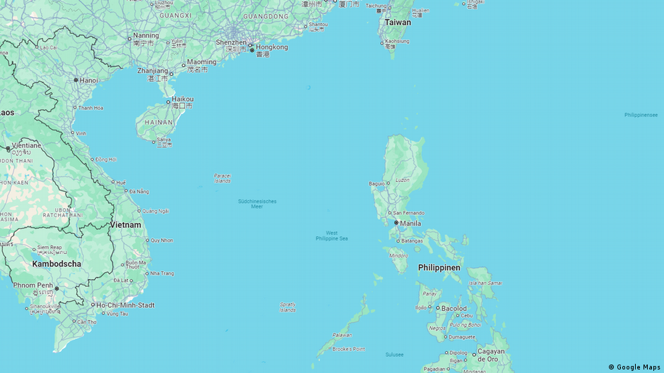 谷歌地图目前已在不输入关键字的情况下，直接显示“西菲律宾海”这一名称，标注于菲律宾西部海域。