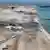 El puerto de combustible de Ras Isa, Al Jazirah, luce arrasado tras un bombardeo estadounidense a mediados de abril. (Archivo 18.04.2025)