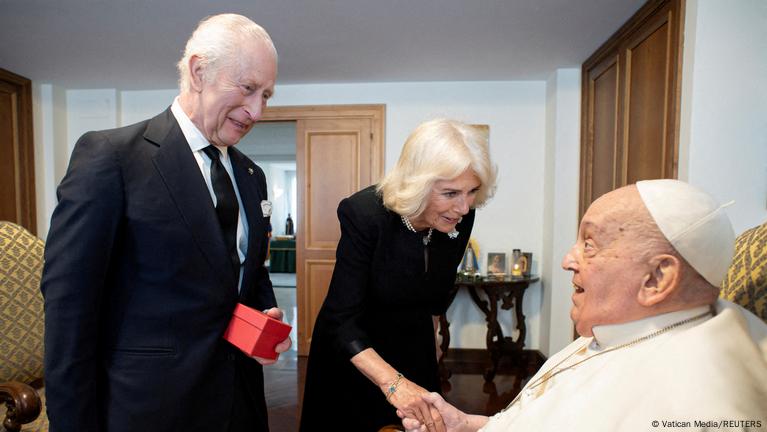 Anuncian visita de Estado del rey Carlos III al Vaticano – DW – 27/09/2025