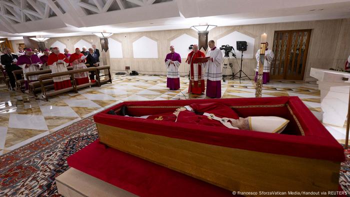 Onde e como o papa Francisco será enterrado