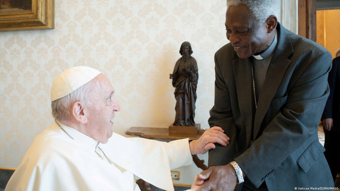 Papa Françesku dhe kardinali Peter Turkson