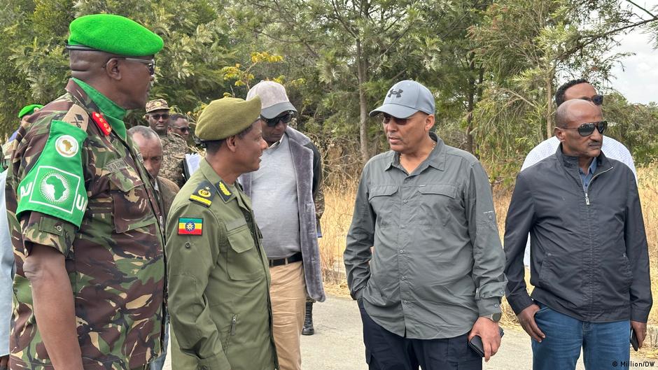 የቀድሞ ተዋጊዎችን ትጥቅ አስፈትቶ ወደ መደበኛ ኑሮ መመለስ መጀመሩ