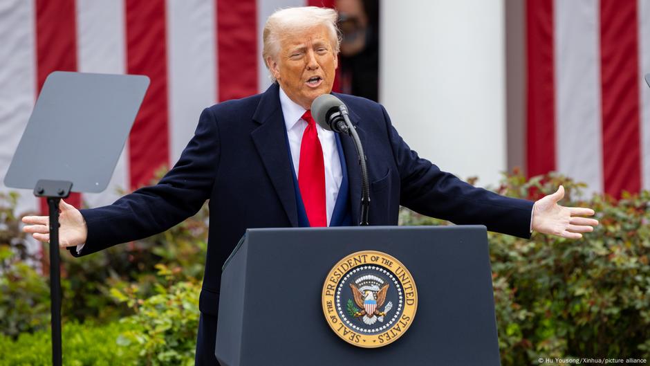 የዶናልድ ትራምፕ 100 የሥልጣን ቀናት