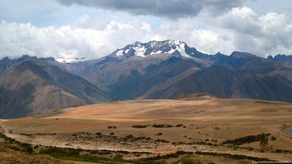 Descubren en Perú posibles "minas de plata de los incas" – DW – 30/04/2025