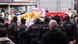 Polis, Taksim'e çıkmak isteyen gruplara müdahale etti. Polis, Taksim'e çıkmak isteyen gruplara müdahale etti.