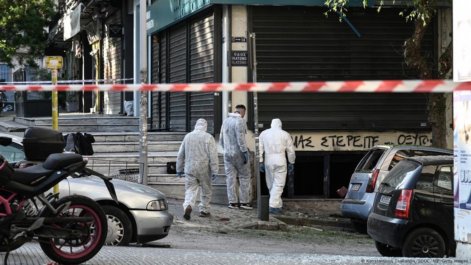 Explosión de bomba deja una mujer muerta en Grecia – DW – 03/05/2025