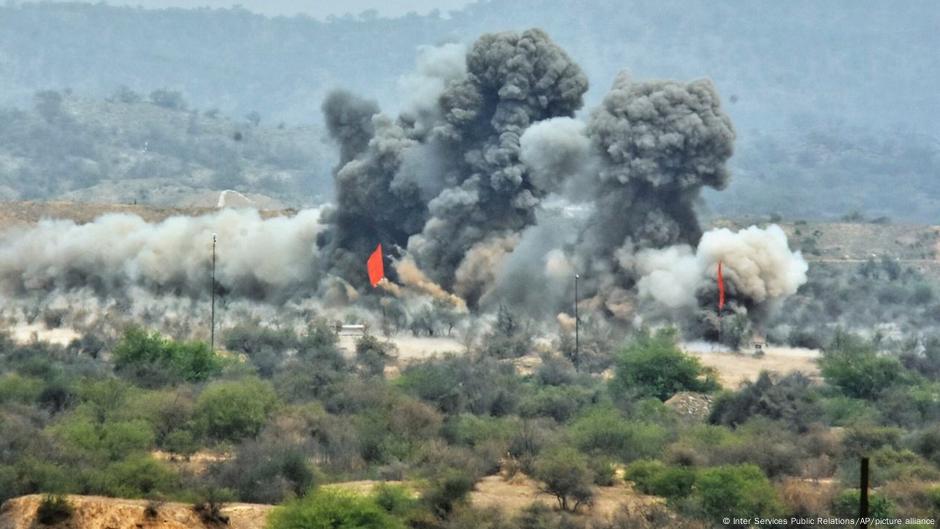 Pakistán prueba nuevo misil en medio de tensiones con India – DW – 05/05/2025