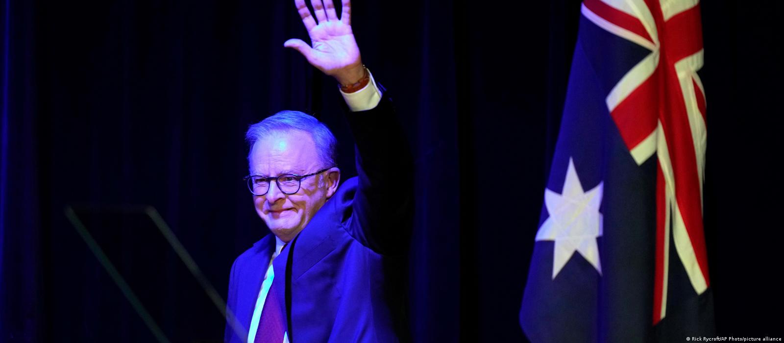 澳大利亚大选：阿尔巴尼斯带领工党再度胜选