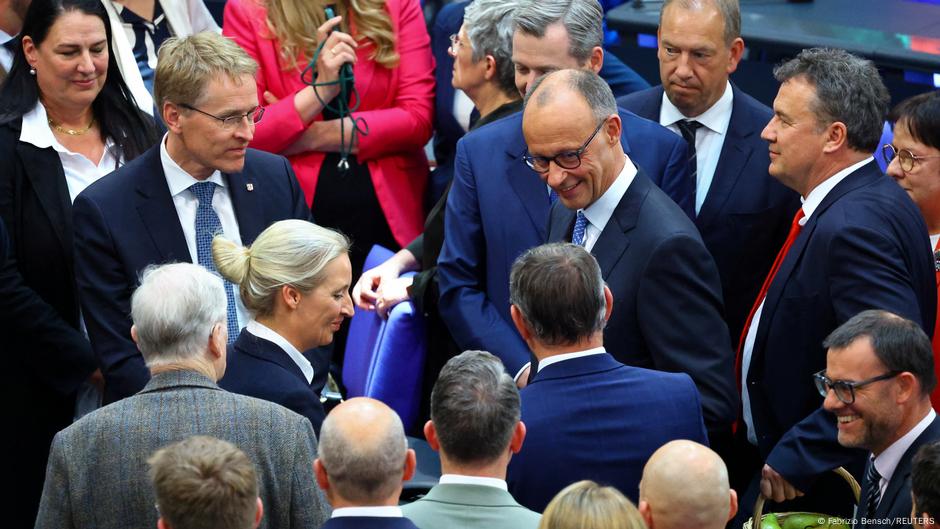 Prva žena AfD Alis Vajdel čestita Fridrihu Mercu izbor za kancelara
