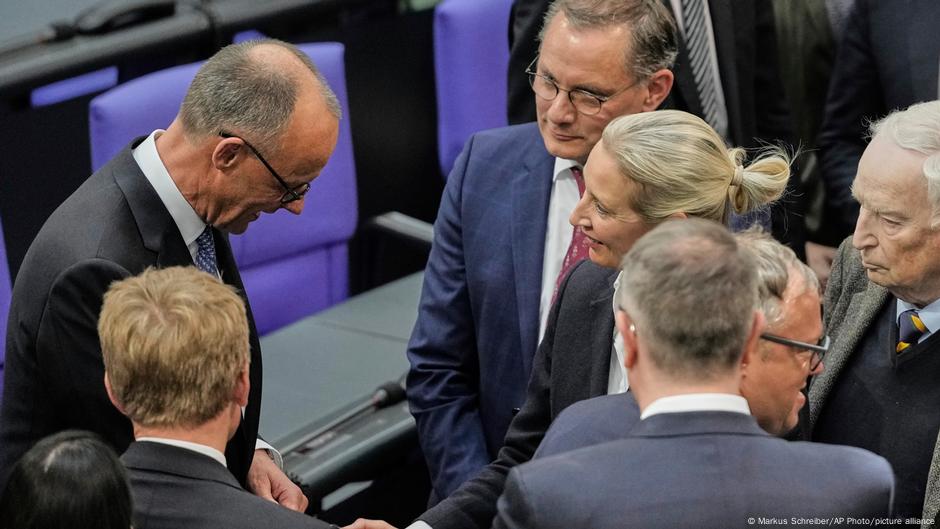 Liderka AfD-a Alis Vajdel čestitala je Fridrihu Mercu izbor za kancelara u Bundestagu