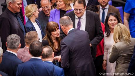 Die Linke: Με όπλο τη σιγουριά της Χάιντι