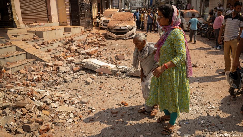 Pakistán contrataca a India tras lanzamiento de misiles – DW – 10/05/2025