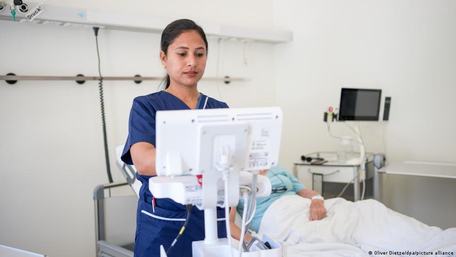 Empleo inmigrante en la UE alcanza niveles de récord – DW – 17/07/2025