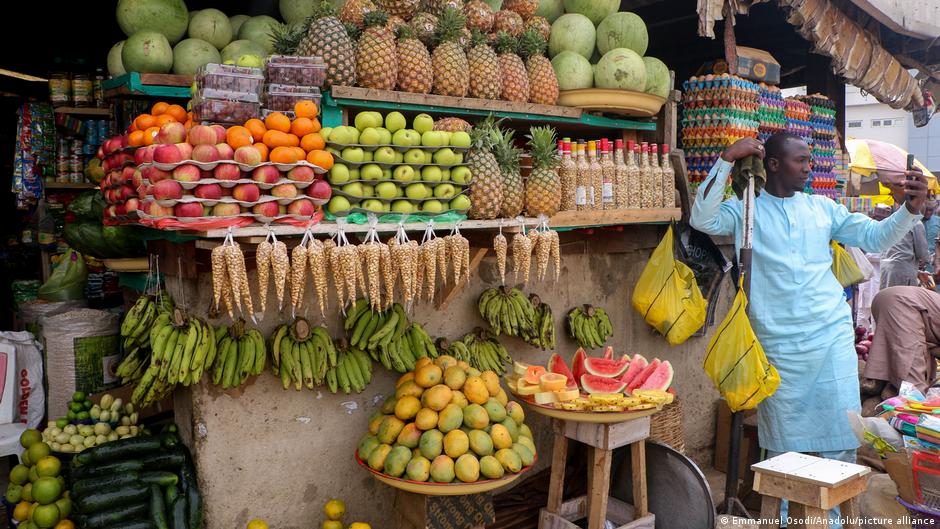 High inflation in Nigeria weighs heavily on everyday life