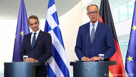 Εξαγγελίες Μερτς και "μαθήματα" από Μητσοτάκη