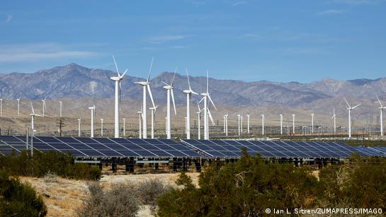 US communities fight to save solar and wind energy projects
