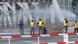 Trabajadores intentan enfriar un puente en Nueva York que quedó atascado por dilataciones en su infraestructura debido a las altas temperaturas