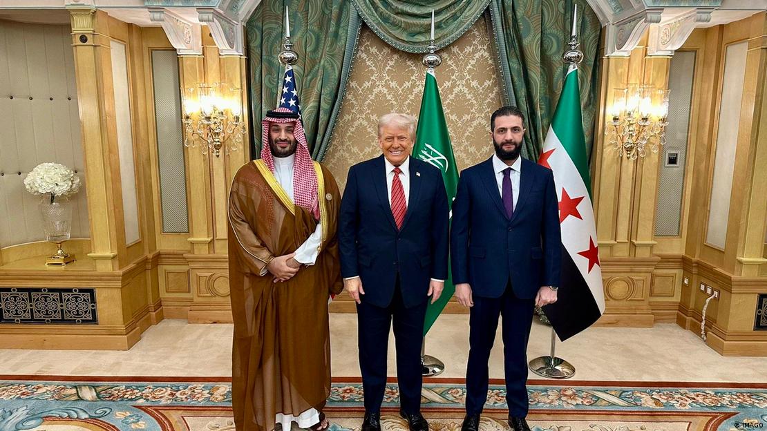 ئی میں شام کے اس عبوری رہنما نے صدر ٹرمپ سے پہلی بار ریاض میں ملاقات کی تھی، جب امریکی صدر علاقائی دورے پر تھے
