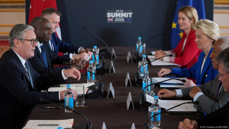 UK, EU agree on several deals at London summit – DW – 05/19/2025