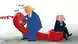 Карикатура DW: карикатурный президент США Дональд Трамп кричит в красную телефонную трубку: "Алё, алё". На другом конце трубки - откуда выходит звук - сидит карикатурный президент РФ Владимир Путин.