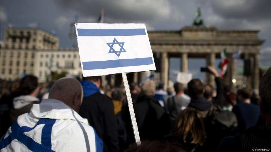 Life in Germany since October 7, 2023, and the Gaza war  DW  10/07/2025