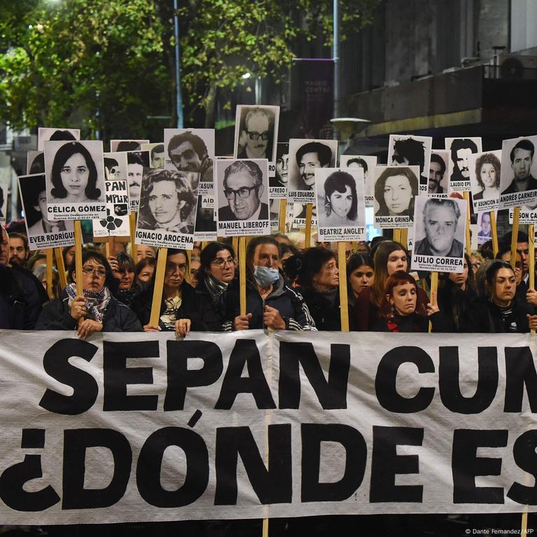 Masiva Marcha del Silencio cumple 30 años en Uruguay – DW – 21/05/2025
