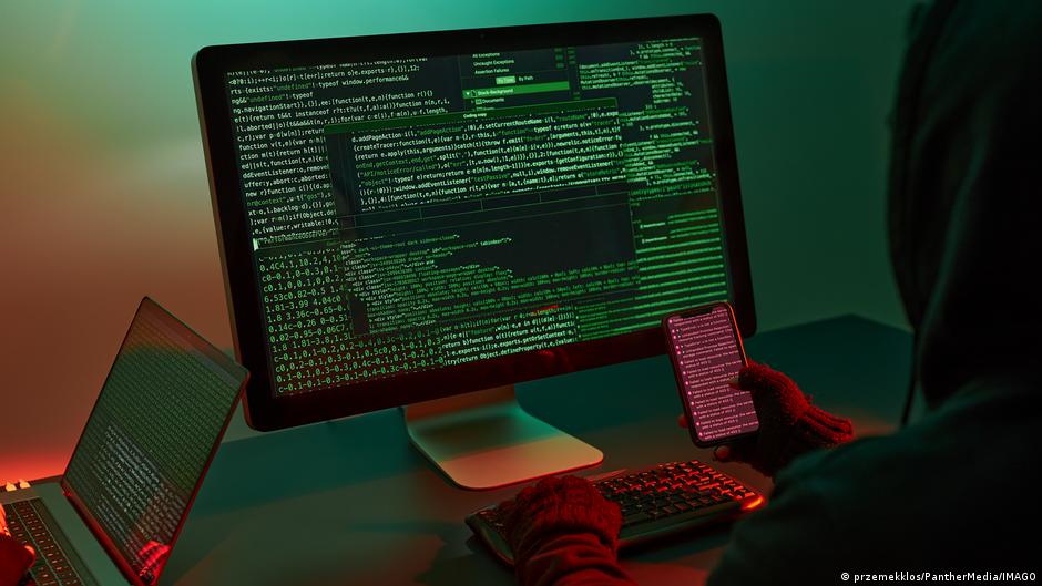 China prueba conexión láser satelital más veloz que Starlink – DW – 18/06/2025