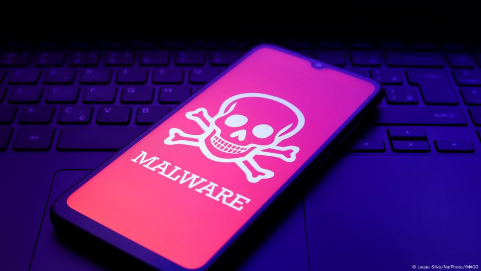 Global operation takes down 'dangerous' malware network – DW – 05/23/2025