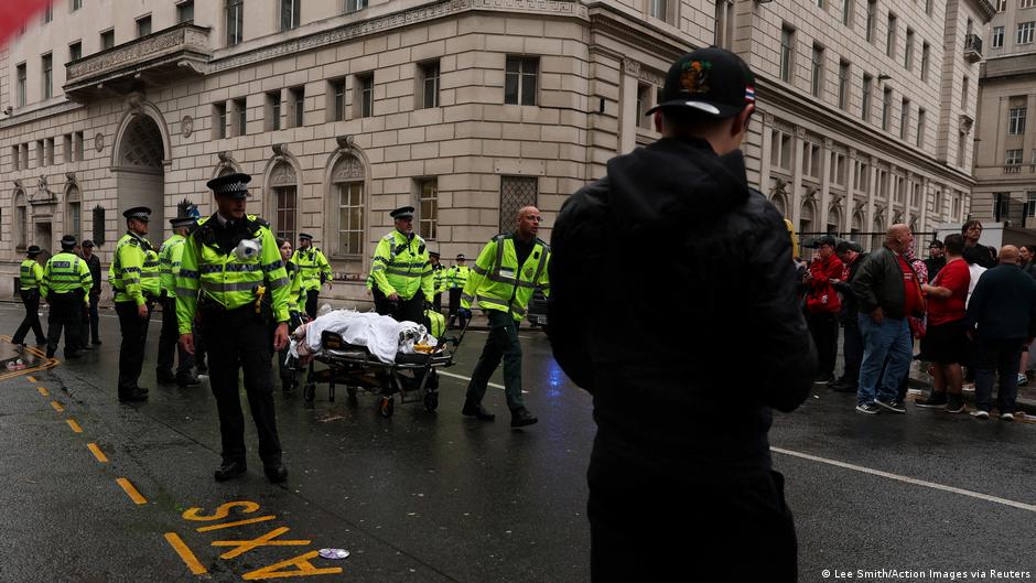 Atropello en Liverpool deja 27 heridos, entre ellos 4 niños – DW – 27/05/2025