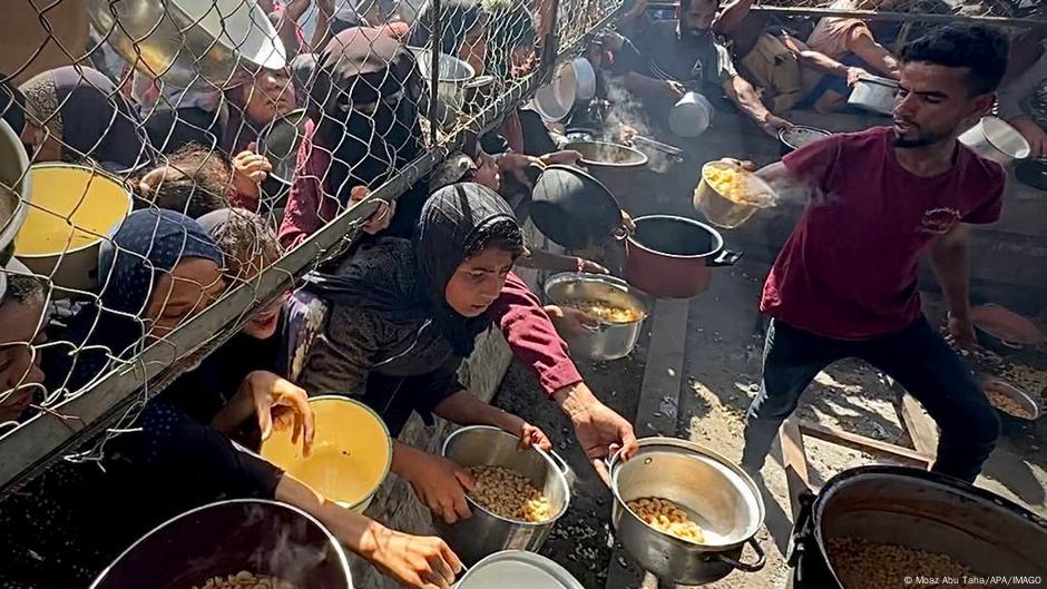 Izrael je pod lupom zbog blokiranja pomoći Gazi koja se suočava sa humanitarnom krizom