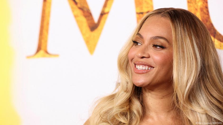 Unreleased music by US pop star Beyonce stolen from car - DW - 07/15/2025
