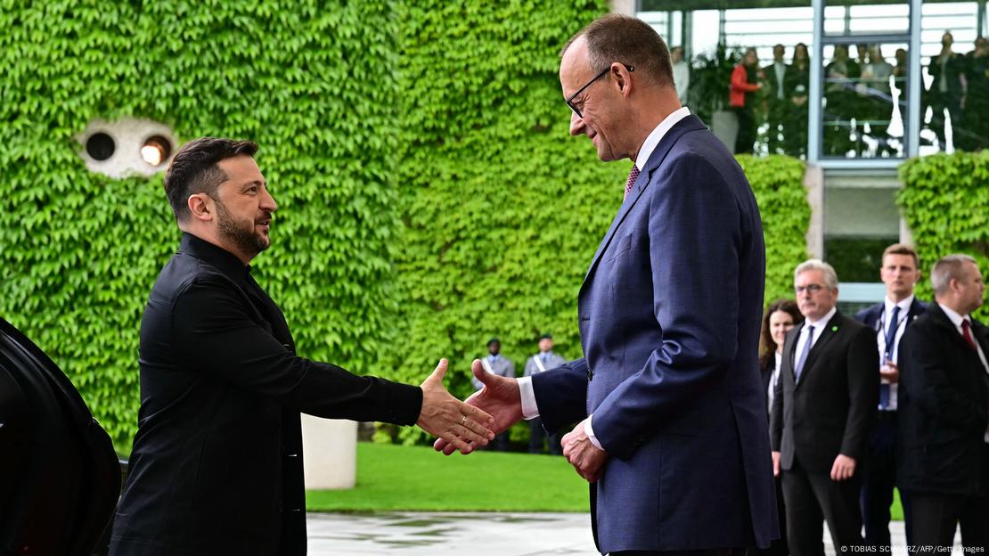 Pritje e ngrohtë e Presidentit Zelenski nga Kancelari Merz në kancelari në Berlin Pritje e ngrohtë e Presidentit Zelenski nga Kancelari Merz në kancelari në Berlin