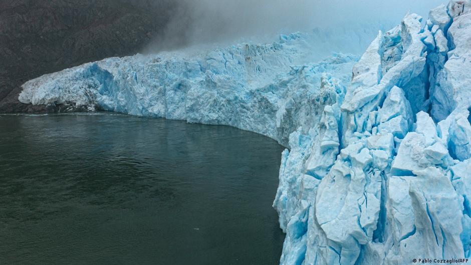 Freezing the past to protect the future