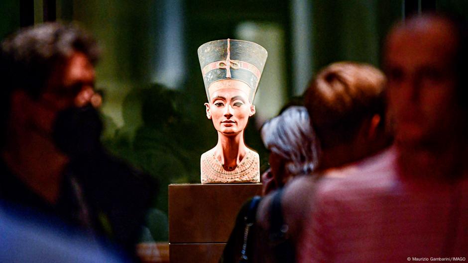 Bista egipatske kraljice Nefertiti