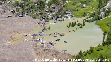 Swiss glacier collapse – DW – 05/30/2025