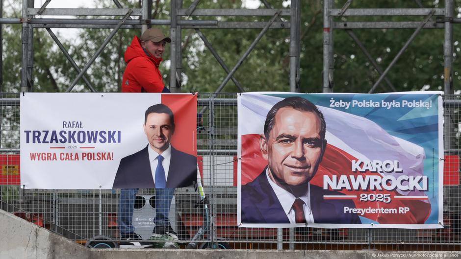 Poland election: Polls open in tight presidential runoff