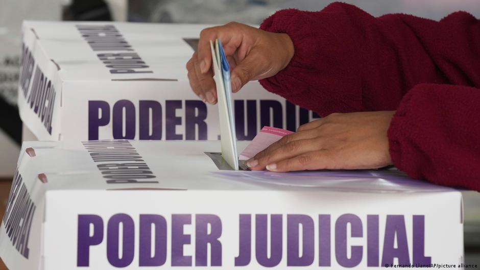 Weltpremiere: Mexikaner bestimmen die Richter des Landes