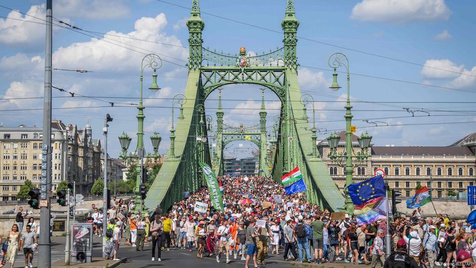 Protest protiv zakona o NVO u Budimpešti, 1. juni 2025.