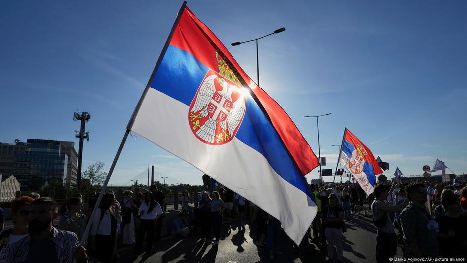 Students prepare for major rally after issuing 'ultimatum'