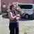 Elif Akgül'ü cezaevi çıkışında yakınları karşıladı.