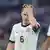 Nationalspieler Joshua Kimmich (Foto) rauft sich die Haare und sieht enttäuscht aus.